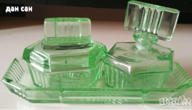 ART DECO стъкло , снимка 1 - Антикварни и старинни предмети - 31678049