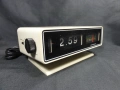СТАР РЕТРО ТРАНЗИСТОР MW/FM РАДИО FLIP-CLOCK ЧАСОВНИК UNIVERSUM, снимка 3