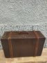 Дървен куфар със заключване и кожена дръжка , снимка 4
