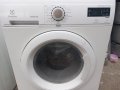 Продавам на Части пералня Electrolux EWF1076GDW, снимка 5