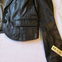 MISSION  естествена кожа, черно, вталено дамско сако, снимка 1 - Сака - 32456321