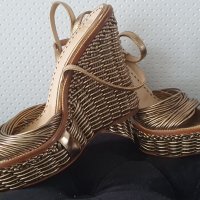 Moschino сандали с платформа естествена кожа, снимка 5 - Сандали - 38877779