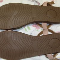 Нови сандали Bassano Giulia 41 номер, снимка 10 - Сандали - 43347934