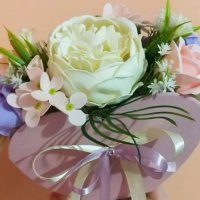 ‼️Ново‼️Велурена кутия сърце със свежи сапунени цветя                                            , снимка 2 - Подаръци за жени - 43985767