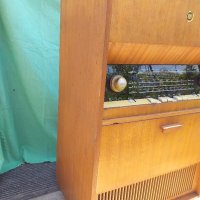 АКОРД-104 Радио-грамофон/музикален шкаф, снимка 2 - Радиокасетофони, транзистори - 28641224
