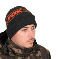 Класическа плетена шапка от известния бранд за шарански риболов Fox. Шапката е с черен основен цвят , снимка 2 - Екипировка - 43808091