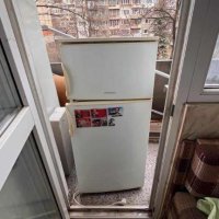 Хладилник CROWN, снимка 1 - Хладилници - 43906352
