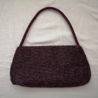 Accessorize малка дамска чанта с мъниста във виолетов цвят - със забележки, снимка 1 - Чанти - 43946030