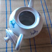 Чайник стар български порцелан, снимка 3 - Прибори за хранене, готвене и сервиране - 44079301