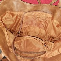 Дамска кожена чанта от естествен набук, снимка 7 - Чанти - 43300045