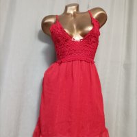М Червена рокля с гол гръб с рязана дантела на бюста , снимка 1 - Рокли - 37301041