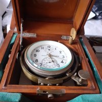 часовник, снимка 1 - Антикварни и старинни предмети - 44018168
