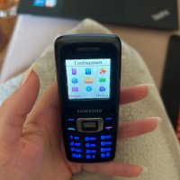 Мобилен телефон Samsung с копчета, снимка 4 - Samsung - 43728851