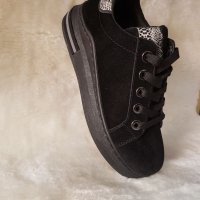 Спортни обувки от велур със змийска кожа, снимка 3 - Дамски ежедневни обувки - 26969798
