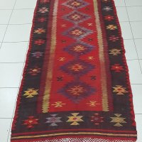 Стар тъкан чипровски килим, черга 230/105 см(1.1), снимка 3 - Антикварни и старинни предмети - 43612228