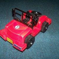 Стара пластмасова кола играчка, отлична, снимка 1 - Коли, камиони, мотори, писти - 27473587