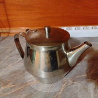 чайник неръждаема стомана , снимка 1 - Аксесоари за кухня - 43959839
