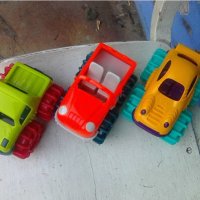 Три пластмасови колички за деца над 3 години, снимка 2 - Коли, камиони, мотори, писти - 44068281
