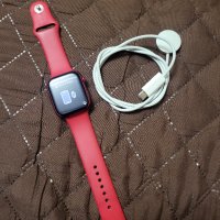 Apple Watch 8, GPS, Cellular, Корпус RED Aluminium 45mm, RED Sport Band, снимка 2 - Смарт гривни - 40430381