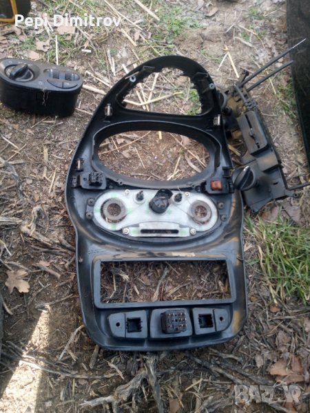 Централна конзола Лада калина 2004-2013, снимка 1