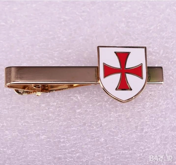 Масонска Игла за Вратовръзка Щипка за Вратовръзка Емайлиран Щит на Рицар Кръстоносец Кръст Тамплиер, снимка 1
