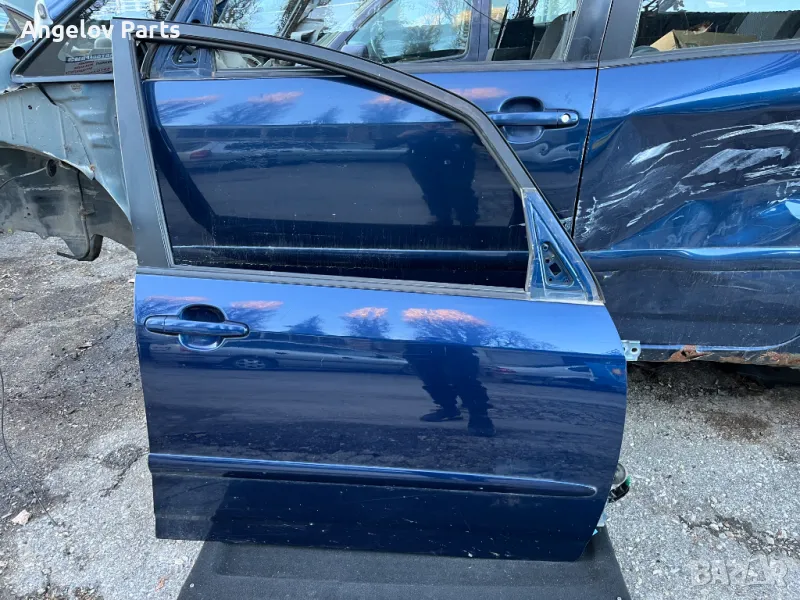 Предна дясна врата за Toyota Corolla Verso 2003г., снимка 1