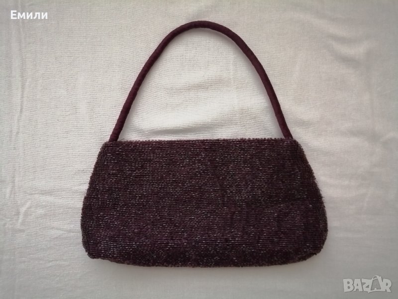 Accessorize малка дамска чанта с мъниста във виолетов цвят - със забележки, снимка 1