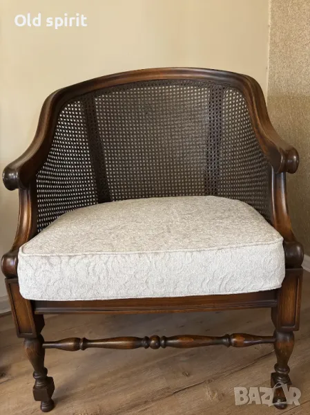 Рядък и нетрадиционен модел на ратаново кресло в шоколадов цвят , снимка 1