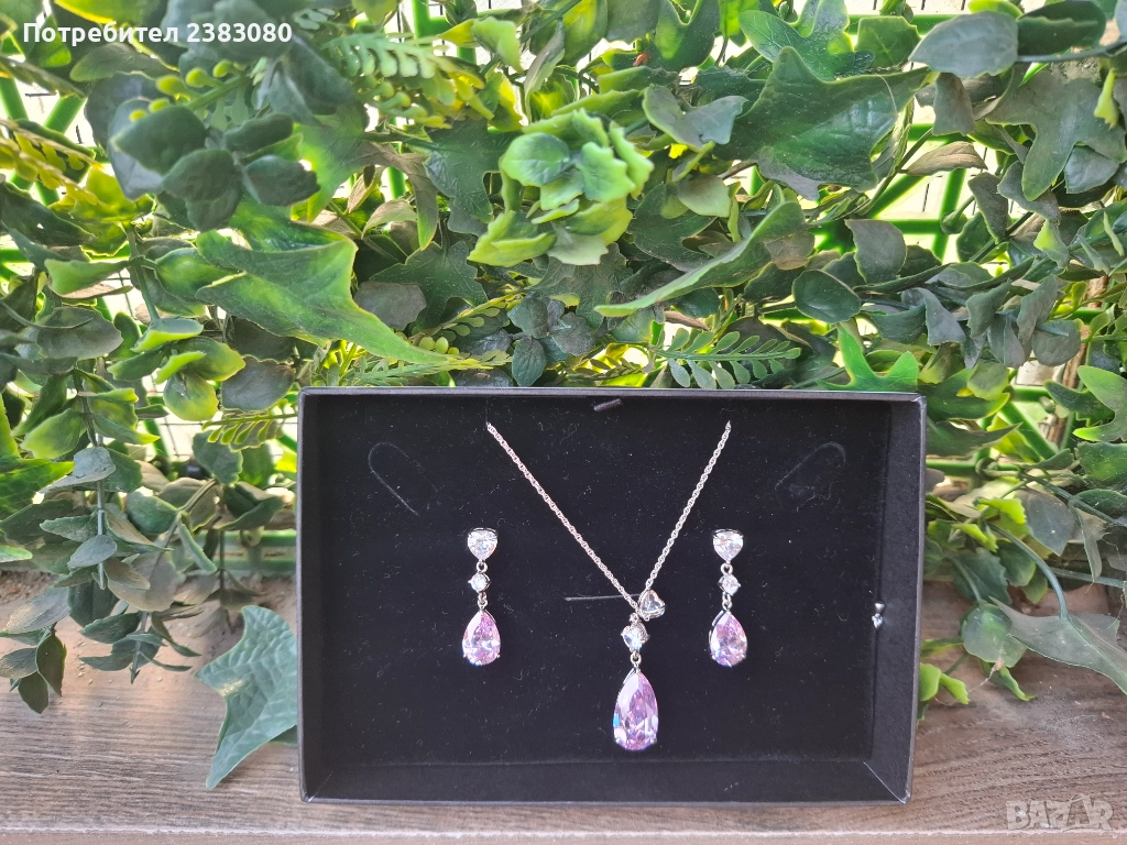 Елегантен комплект бижута Martin James (колие + обеци) в кутия, снимка 1