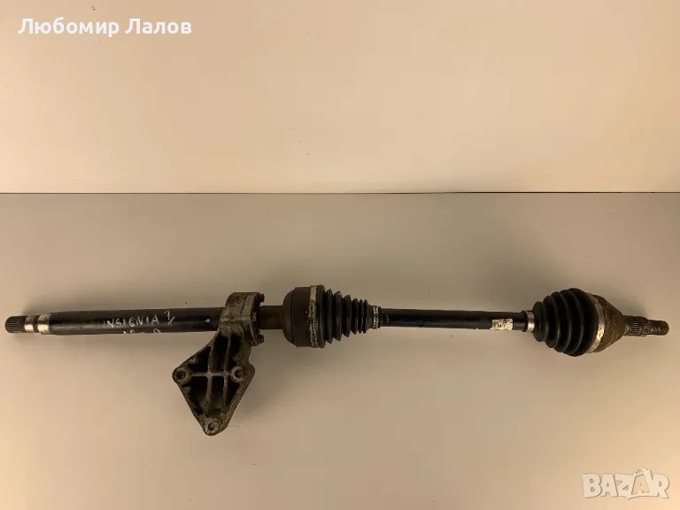 Предна дясна полуоска за Опел Инсигния A  Insignia A 1.6T 1.7CDTi (08-17)  0374516  13126307 , снимка 1