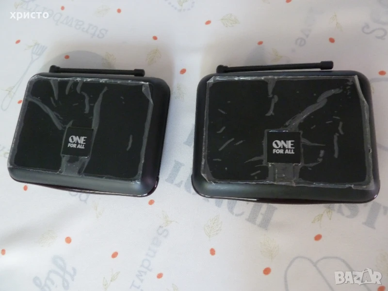 устройство за безжично предаване на аудио видео сигнал One For All, снимка 1