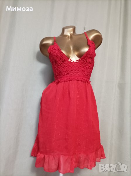 М Червена рокля с гол гръб с рязана дантела на бюста , снимка 1