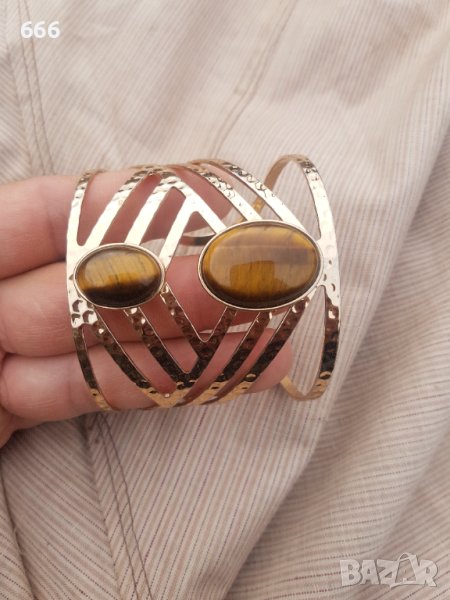 Гривна , снимка 1