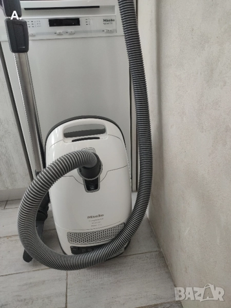 продавам прахосмукачка Миеле., снимка 1