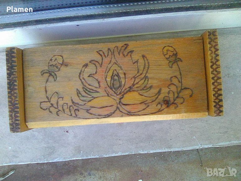 Стара българска дървена пирографирана кутия за бижута тип ракла, снимка 1