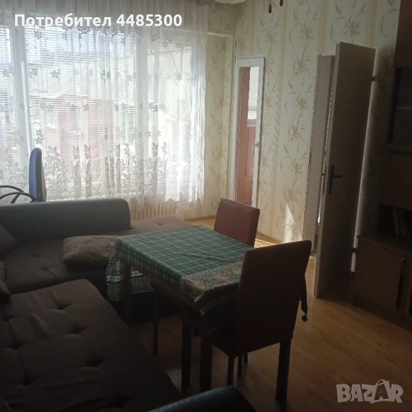 Тристаен обзаведен апартамент готов за живеене., снимка 1