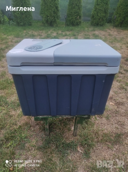 Хладилна чанта Mobicool с външни забележки , снимка 1