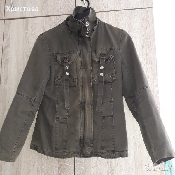 Дамско яке с качулка, снимка 1