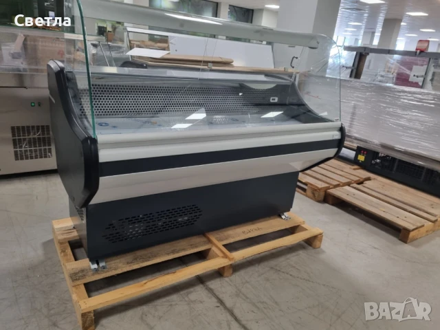 Хладилна витрина 1,5 метра, снимка 3 - Хладилни витрини и фризери - 50476975