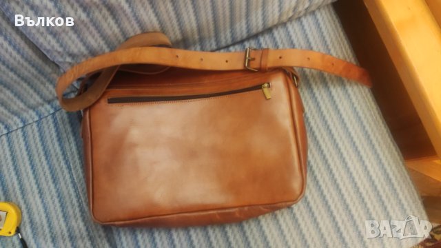 кожена чанта, снимка 4 - Чанти - 43450747