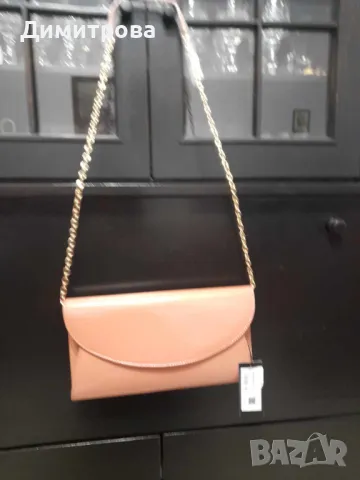 Нова италианска лачена светлокафява дамска чанта с етикет, снимка 2 - Чанти - 50025392