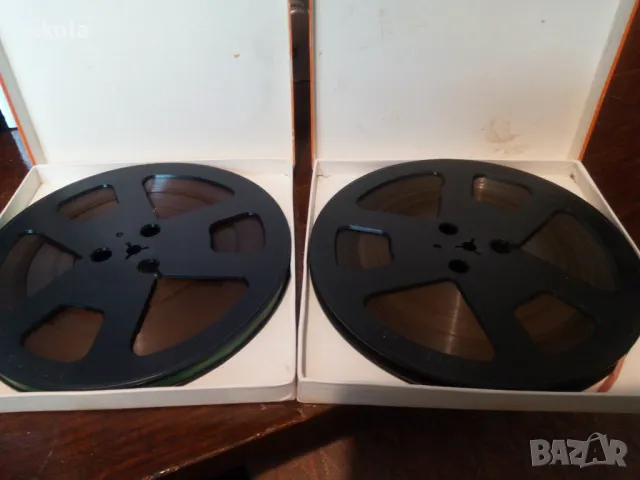 Магнитофонни ролки с лента и пластмасова кутия 18 см-25лв, снимка 13 - Други - 40487086