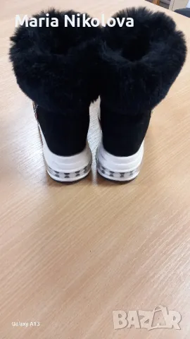 Продавам красиви дамски черни ботички, снимка 2 - Дамски боти - 48791278