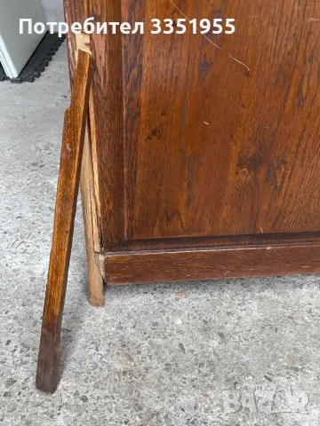 Старинен Бюфет-Шкаф от Орех, снимка 15 - Антикварни и старинни предмети - 49866867