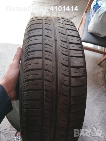 продавам гуми 4бр 195/65/15 и 2бр 205/60/15