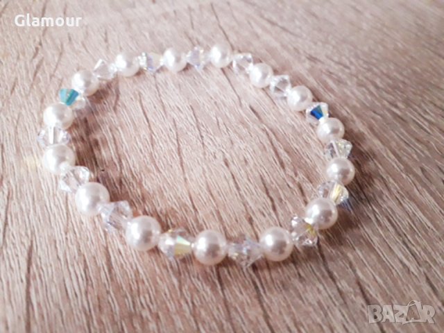Гривна с перли и кристали , снимка 2 - Гривни - 32451134