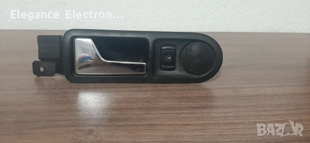 Задна лява дръжка на вратата за VW Pass, снимка 2 - Части - 36900069