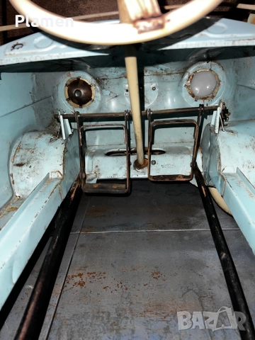 АВТЕНТИЧЕН УНИКАТ МОСКВИЧ С ПЕДАЛИ ПЪРВА СЕРИЯ, снимка 6 - Антикварни и старинни предмети - 52655812