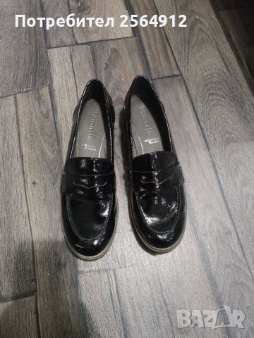 Продавам дамски черни лачени обувки , снимка 1 - Дамски ежедневни обувки - 39073458