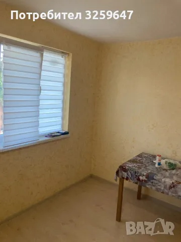 Къща с двор, снимка 12 - Вили - 49929949